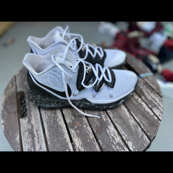 Nike Other - Kyrie